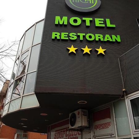 Hotel Richi Zenica Exteriör bild