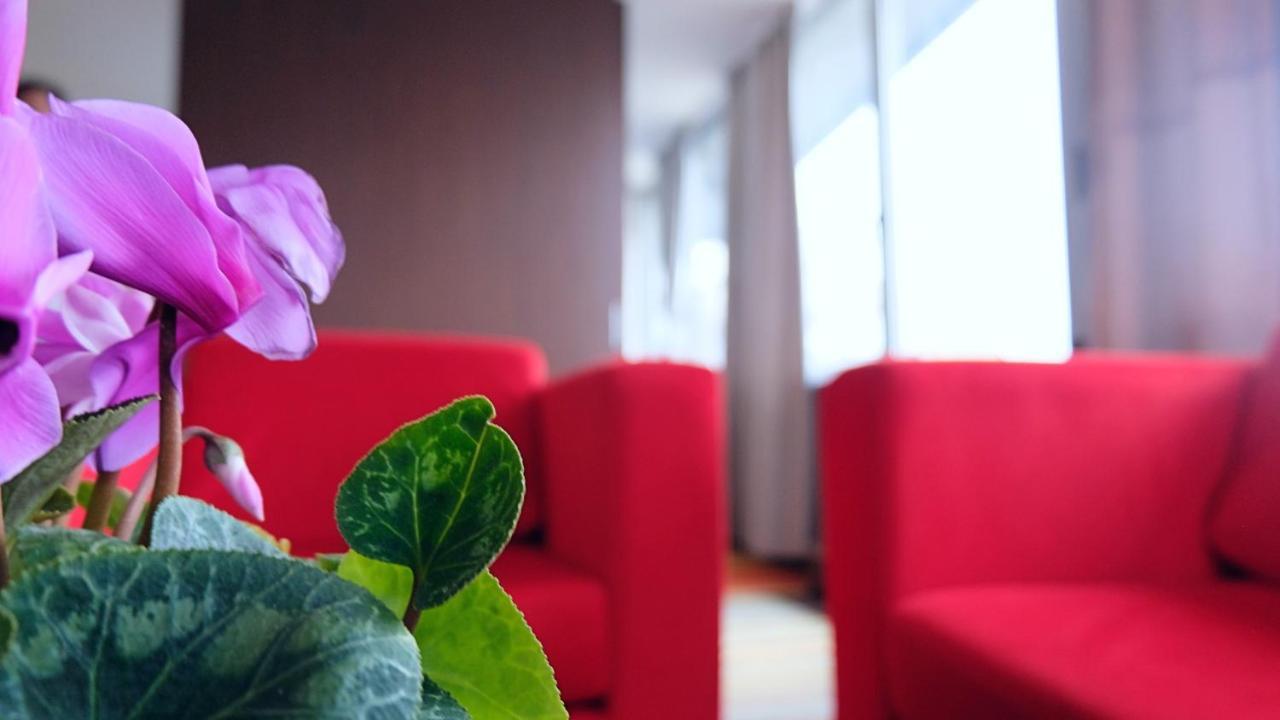 Hotel Richi Zenica Exteriör bild